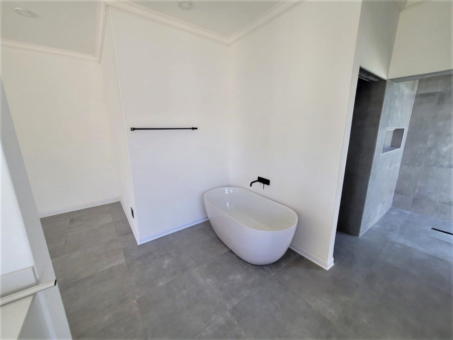 3 Bedroom Property for Sale in Aston Bay Eastern Cape